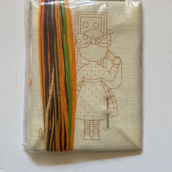 ⛄️🔴$5 Vintage Kiffy stitchery kits 3 UNOPENED 1973 talkin’ Sewin’ prayin’ - Picture 10 of 12